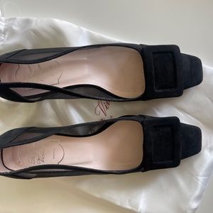 ROGER VIVIER Belle Vivier suede and mesh pumps